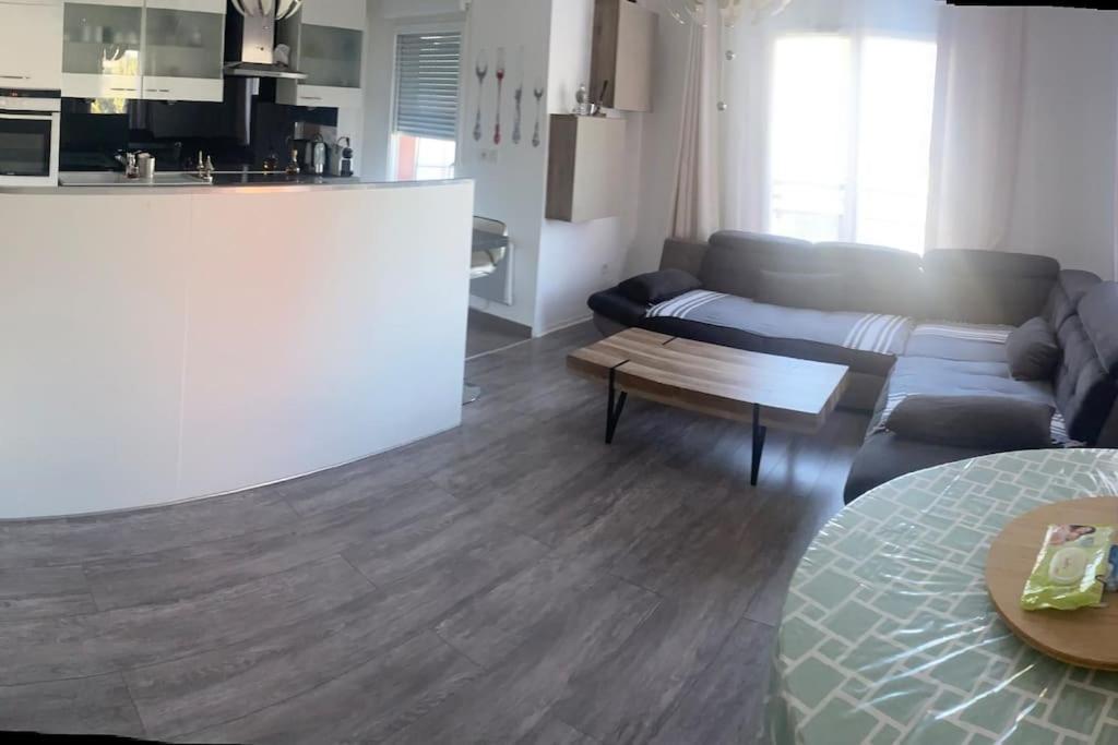 Appartement Aeroport Orly Атіс-Монс Екстер'єр фото